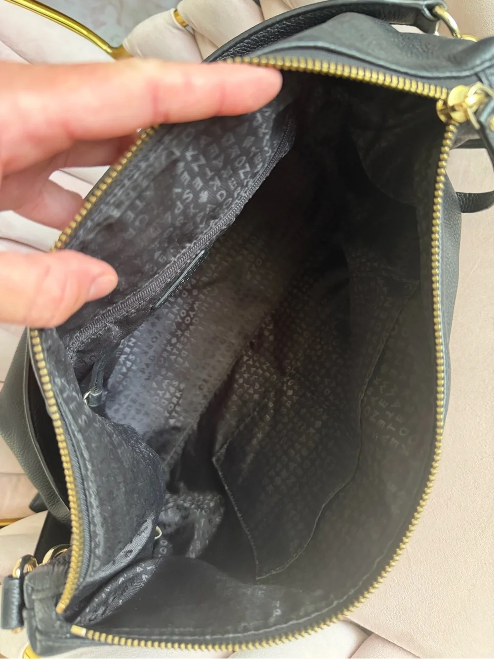 Kate Spade ♠️ Larchmont Ave Alena Black Leather Shoulder Bag